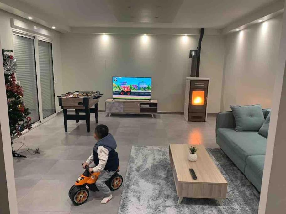 ヌヴェール Une Maison Equipee Et Simple.ヴィラ エクステリア 写真