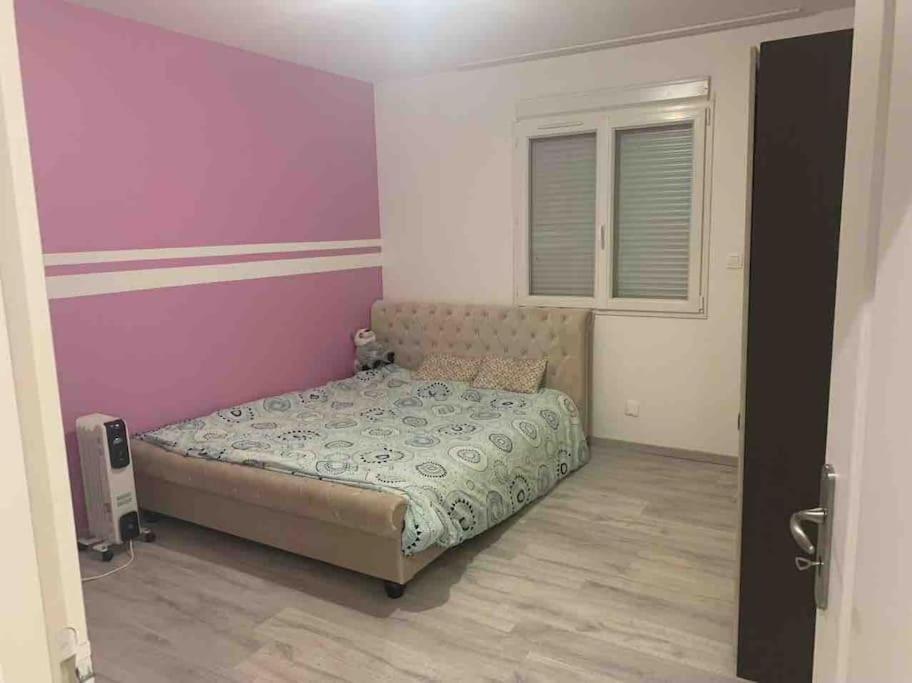 ヌヴェール Une Maison Equipee Et Simple.ヴィラ エクステリア 写真
